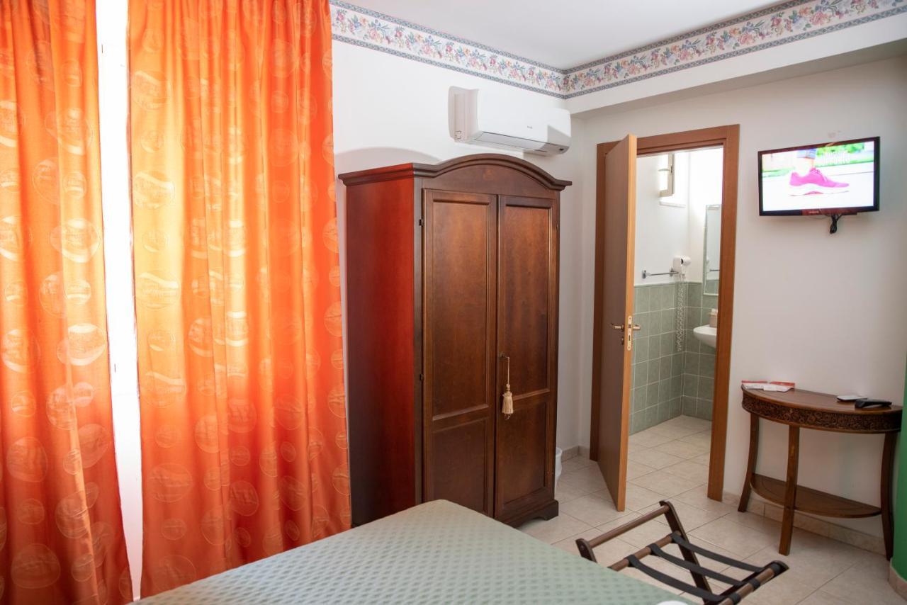 Carlo Five Bed & Breakfast Porto Empedocle Dış mekan fotoğraf